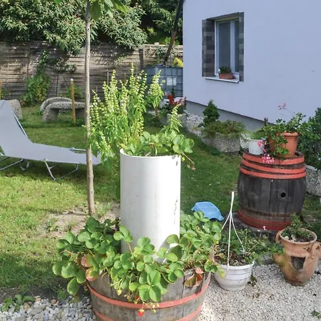 Nice In W/ 3 Bedrooms Casa vacanze