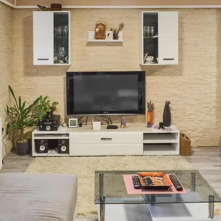 Nice In W/ 3 Bedrooms * Balatonvilágos